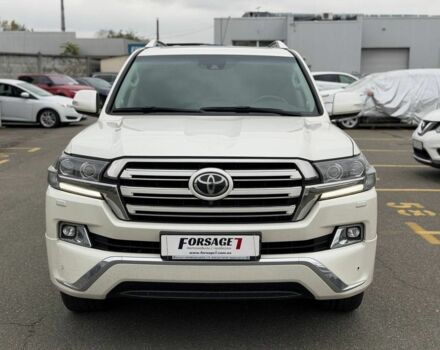 Белый Тойота Ленд Крузер 200, объемом двигателя 4.5 л и пробегом 167 тыс. км за 46500 $, фото 14 на Automoto.ua