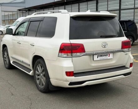 Белый Тойота Ленд Крузер 200, объемом двигателя 4.5 л и пробегом 167 тыс. км за 46800 $, фото 13 на Automoto.ua