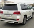 Белый Тойота Ленд Крузер 200, объемом двигателя 4.5 л и пробегом 167 тыс. км за 46500 $, фото 11 на Automoto.ua