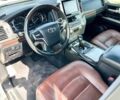 Белый Тойота Ленд Крузер 200, объемом двигателя 5.7 л и пробегом 35 тыс. км за 28000 $, фото 8 на Automoto.ua