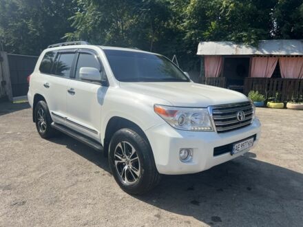 Тойота Ленд Крузер 200 2013 в Днепре (Днепропетровске) на Automoto.ua Белый Тойота Ленд Крузер 200, объемом двигателя 4.6 л и пробегом 257 тыс. км за 37000 $, фото 1 на Automoto.ua