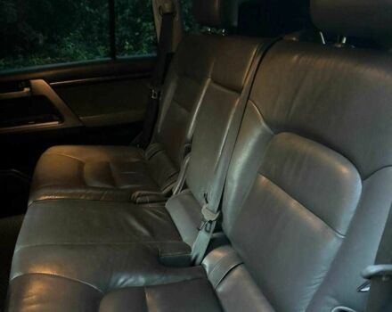 Бежевый Тойота Ленд Крузер 200, объемом двигателя 4.5 л и пробегом 519 тыс. км за 20500 $, фото 4 на Automoto.ua