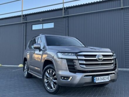 Бежевый Тойота Ленд Крузер 200, объемом двигателя 3.4 л и пробегом 22 тыс. км за 93000 $, фото 1 на Automoto.ua