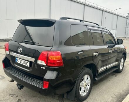 Чорний Тойота Ленд Крузер 200, об'ємом двигуна 4.5 л та пробігом 350 тис. км за 36900 $, фото 2 на Automoto.ua