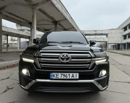 Черный Тойота Ленд Крузер 200, объемом двигателя 4.7 л и пробегом 315 тыс. км за 28500 $, фото 1 на Automoto.ua