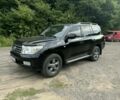 Чорний Тойота Ленд Крузер 200, об'ємом двигуна 4.5 л та пробігом 275 тис. км за 22500 $, фото 2 на Automoto.ua