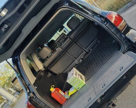 Черный Тойота Ленд Крузер 200, объемом двигателя 4.5 л и пробегом 300 тыс. км за 24000 $, фото 6 на Automoto.ua