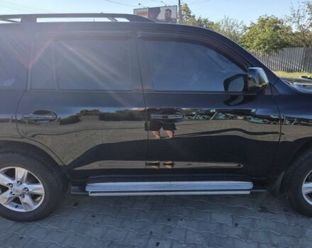 Черный Тойота Ленд Крузер 200, объемом двигателя 5.7 л и пробегом 350 тыс. км за 23900 $, фото 5 на Automoto.ua