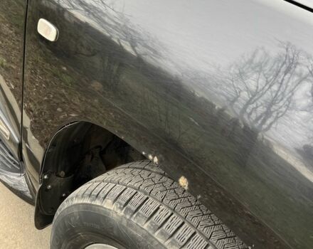 Черный Тойота Ленд Крузер 200, объемом двигателя 0 л и пробегом 335 тыс. км за 17900 $, фото 7 на Automoto.ua