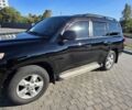 Черный Тойота Ленд Крузер 200, объемом двигателя 5.7 л и пробегом 350 тыс. км за 23900 $, фото 2 на Automoto.ua