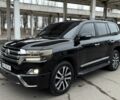 Черный Тойота Ленд Крузер 200, объемом двигателя 4.7 л и пробегом 315 тыс. км за 28500 $, фото 1 на Automoto.ua