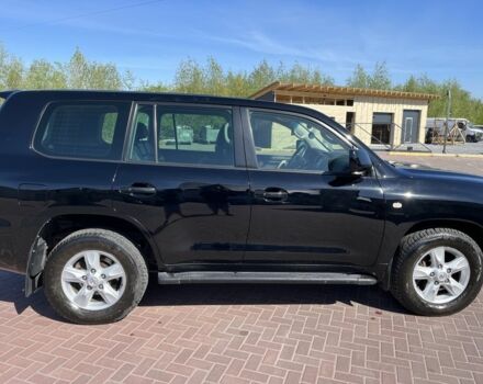 Чорний Тойота Ленд Крузер 200, об'ємом двигуна 4.5 л та пробігом 425 тис. км за 21500 $, фото 1 на Automoto.ua