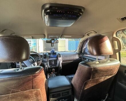 Черный Тойота Ленд Крузер 200, объемом двигателя 4.5 л и пробегом 280 тыс. км за 19000 $, фото 7 на Automoto.ua