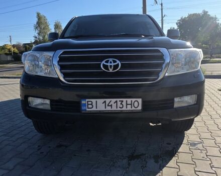 Черный Тойота Ленд Крузер 200, объемом двигателя 5.7 л и пробегом 350 тыс. км за 23900 $, фото 1 на Automoto.ua