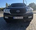 Черный Тойота Ленд Крузер 200, объемом двигателя 5.7 л и пробегом 350 тыс. км за 23900 $, фото 1 на Automoto.ua