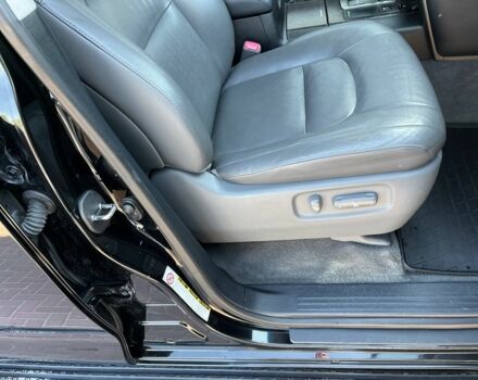 Чорний Тойота Ленд Крузер 200, об'ємом двигуна 4.5 л та пробігом 425 тис. км за 21500 $, фото 21 на Automoto.ua