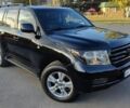Черный Тойота Ленд Крузер 200, объемом двигателя 4.5 л и пробегом 300 тыс. км за 24000 $, фото 1 на Automoto.ua