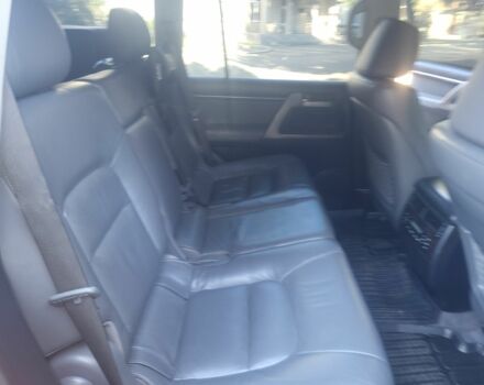 Черный Тойота Ленд Крузер 200, объемом двигателя 4.5 л и пробегом 244 тыс. км за 32000 $, фото 7 на Automoto.ua