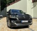 Черный Тойота Ленд Крузер 200, объемом двигателя 5.7 л и пробегом 69 тыс. км за 49999 $, фото 1 на Automoto.ua