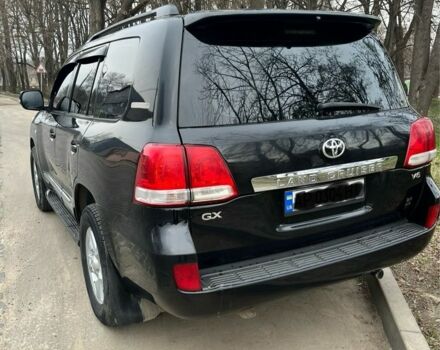 Черный Тойота Ленд Крузер 200, объемом двигателя 0 л и пробегом 335 тыс. км за 17900 $, фото 4 на Automoto.ua