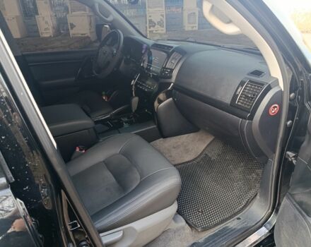 Черный Тойота Ленд Крузер 200, объемом двигателя 4.5 л и пробегом 260 тыс. км за 23500 $, фото 8 на Automoto.ua