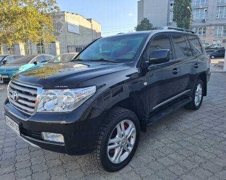 Черный Тойота Ленд Крузер 200, объемом двигателя 4.7 л и пробегом 136 тыс. км за 57000 $, фото 1 на Automoto.ua