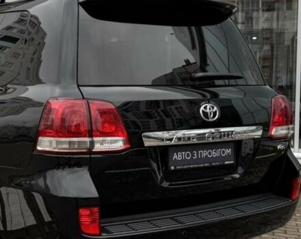 Черный Тойота Ленд Крузер 200, объемом двигателя 4.5 л и пробегом 320 тыс. км за 23500 $, фото 21 на Automoto.ua