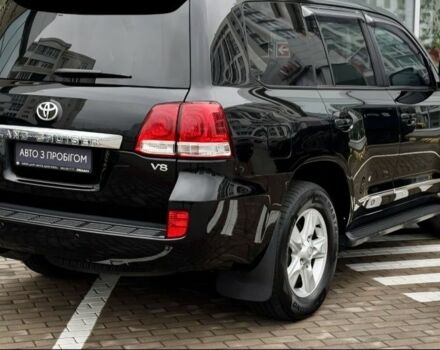 Черный Тойота Ленд Крузер 200, объемом двигателя 4.5 л и пробегом 320 тыс. км за 23500 $, фото 18 на Automoto.ua