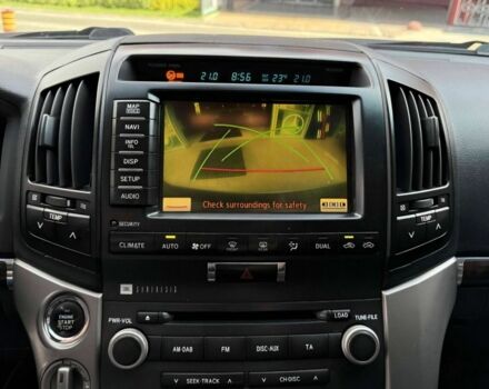 Черный Тойота Ленд Крузер 200, объемом двигателя 4.5 л и пробегом 320 тыс. км за 23500 $, фото 10 на Automoto.ua