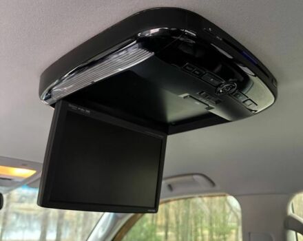 Черный Тойота Ленд Крузер 200, объемом двигателя 4.5 л и пробегом 253 тыс. км за 32500 $, фото 22 на Automoto.ua