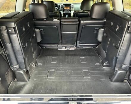 Черный Тойота Ленд Крузер 200, объемом двигателя 4.5 л и пробегом 253 тыс. км за 32500 $, фото 17 на Automoto.ua