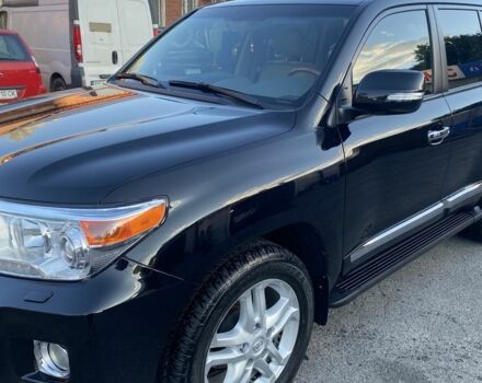 Черный Тойота Ленд Крузер 200, объемом двигателя 4.5 л и пробегом 99 тыс. км за 39500 $, фото 1 на Automoto.ua