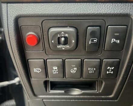 Черный Тойота Ленд Крузер 200, объемом двигателя 4.5 л и пробегом 360 тыс. км за 27500 $, фото 5 на Automoto.ua