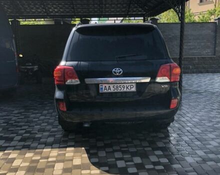 Черный Тойота Ленд Крузер 200, объемом двигателя 4.5 л и пробегом 223 тыс. км за 33000 $, фото 2 на Automoto.ua