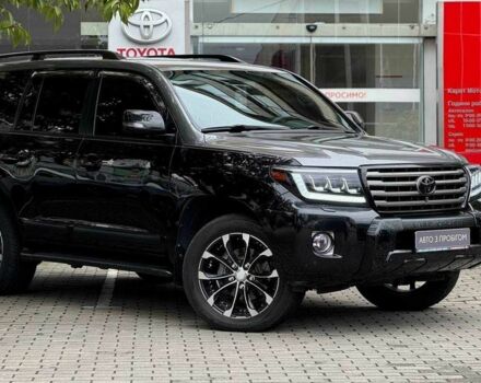 Черный Тойота Ленд Крузер 200, объемом двигателя 4.5 л и пробегом 268 тыс. км за 33637 $, фото 2 на Automoto.ua