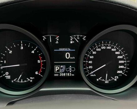 Черный Тойота Ленд Крузер 200, объемом двигателя 4.5 л и пробегом 268 тыс. км за 33637 $, фото 11 на Automoto.ua