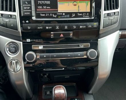 Черный Тойота Ленд Крузер 200, объемом двигателя 4.5 л и пробегом 152 тыс. км за 41000 $, фото 2 на Automoto.ua