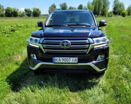 Чорний Тойота Ленд Крузер 200, об'ємом двигуна 4.5 л та пробігом 240 тис. км за 44000 $, фото 1 на Automoto.ua