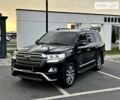 Черный Тойота Ленд Крузер 200, объемом двигателя 4.5 л и пробегом 260 тыс. км за 47000 $, фото 1 на Automoto.ua