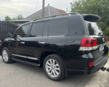 Черный Тойота Ленд Крузер 200, объемом двигателя 4.5 л и пробегом 217 тыс. км за 46400 $, фото 4 на Automoto.ua