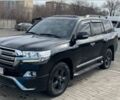 Черный Тойота Ленд Крузер 200, объемом двигателя 4.5 л и пробегом 220 тыс. км за 54994 $, фото 1 на Automoto.ua