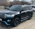 Черный Тойота Ленд Крузер 200, объемом двигателя 4.5 л и пробегом 220 тыс. км за 54994 $, фото 2 на Automoto.ua
