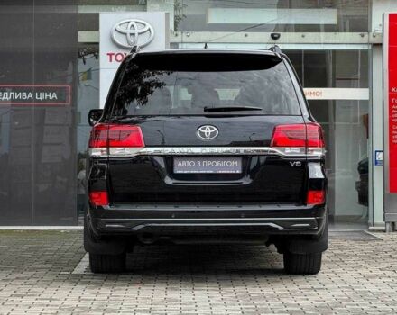 Черный Тойота Ленд Крузер 200, объемом двигателя 4.5 л и пробегом 250 тыс. км за 51049 $, фото 2 на Automoto.ua
