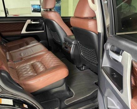 Черный Тойота Ленд Крузер 200, объемом двигателя 4.5 л и пробегом 250 тыс. км за 51049 $, фото 9 на Automoto.ua