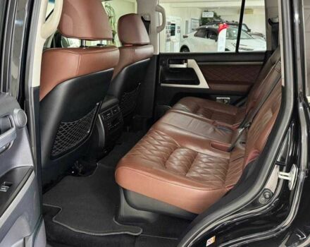 Черный Тойота Ленд Крузер 200, объемом двигателя 4.5 л и пробегом 250 тыс. км за 51049 $, фото 10 на Automoto.ua