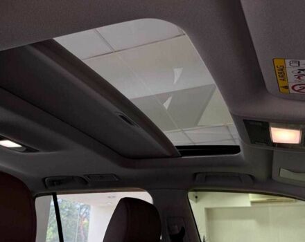 Черный Тойота Ленд Крузер 200, объемом двигателя 4.5 л и пробегом 250 тыс. км за 51049 $, фото 20 на Automoto.ua