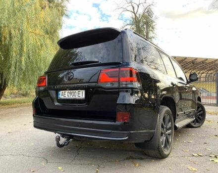 Черный Тойота Ленд Крузер 200, объемом двигателя 4.5 л и пробегом 190 тыс. км за 58888 $, фото 10 на Automoto.ua