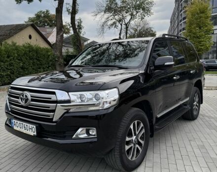 Черный Тойота Ленд Крузер 200, объемом двигателя 4.5 л и пробегом 113 тыс. км за 55000 $, фото 3 на Automoto.ua