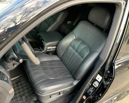 Черный Тойота Ленд Крузер 200, объемом двигателя 4.5 л и пробегом 190 тыс. км за 58888 $, фото 14 на Automoto.ua