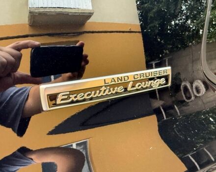 Черный Тойота Ленд Крузер 200, объемом двигателя 4.5 л и пробегом 110 тыс. км за 62500 $, фото 4 на Automoto.ua